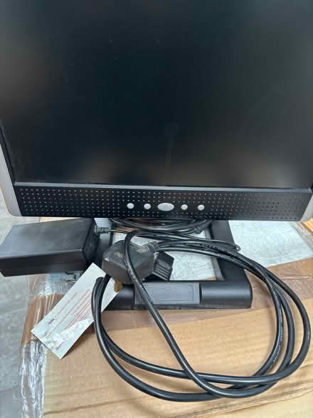 Photo of free 17” Monitor for PC (Queenstown FY1) #2