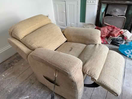 Photo of free Recliner chair (brixham devon TQ5) #3