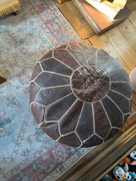 Photo of free Pouffe (SM5) #1