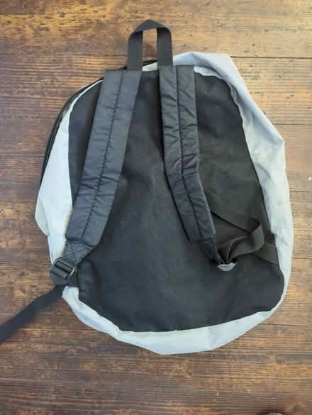 Photo of free Small Rucksack (DE23) #2