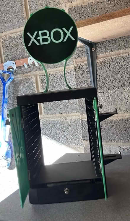Photo of free Xbox Headphone and Game Storage (Ladygrove OX11) #2