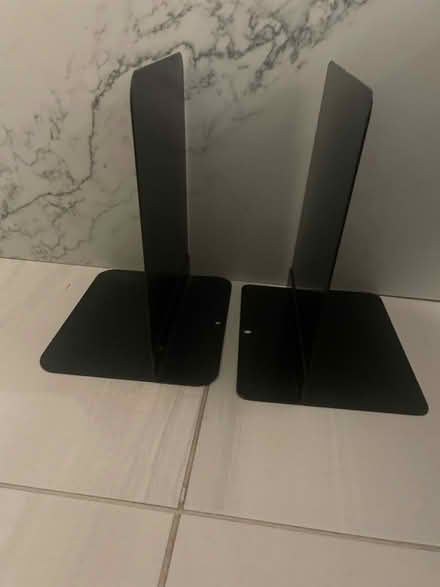 Photo of free Metal bookends (Kennedy/16th in Markham) #1