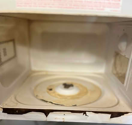 Photo of free Microwave (Mill Hill HA8) #3