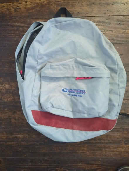 Photo of free Small Rucksack (DE23) #1