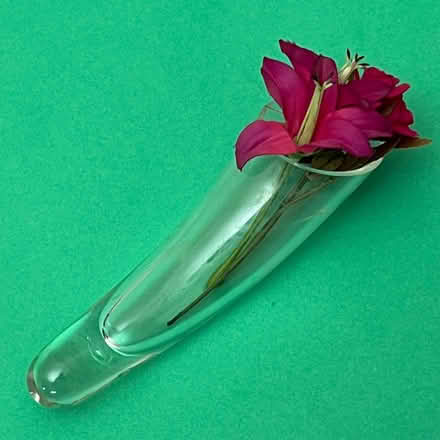 Photo of free Small Glass Vase (BR6) #2