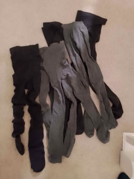 Photo of free Girls tights - age 8-9 (Jennyfield HG3) #1