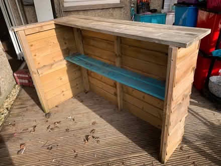 Photo of free Garden Bar (Bricknells Meadow OX28) #2