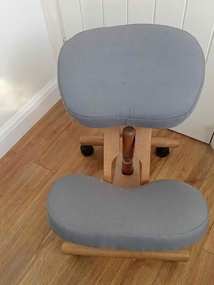 Photo of free Kneeling chair (High Wycombe HP11) #1