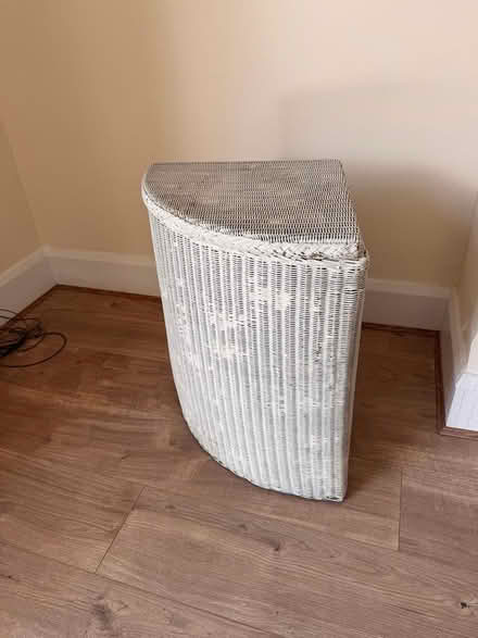 Photo of free Vintage wicker laundry basket (Blackheath SE3) #2