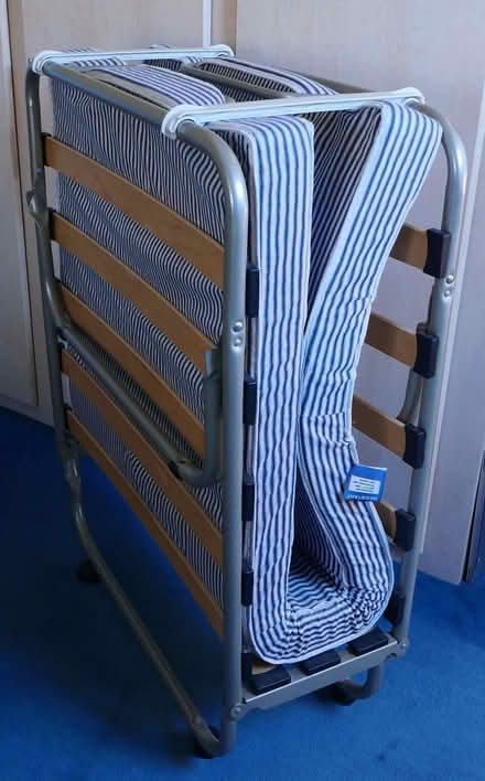 Photo of free Z-Bed (Hassocks BN6) #3