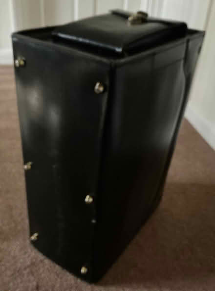 Photo of free Lawyer’s or businessman’s document case, black leather (Booker HP12) #4