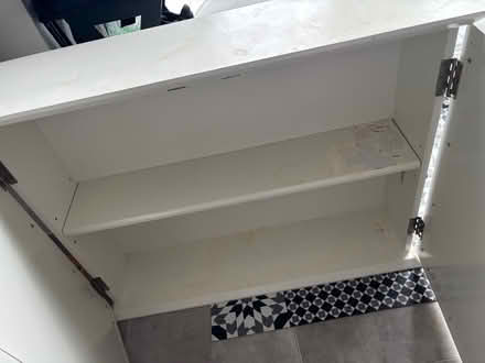 Photo of free Bathroom Cabinet (great western park OX11) #2