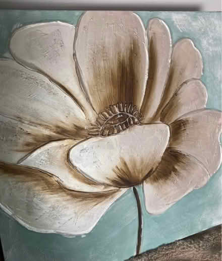 Photo of free Floral canvas (Bonnyrigg EH19) #1