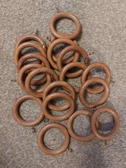 Photo of free Curtain rings (SY5 Hanwood) #1