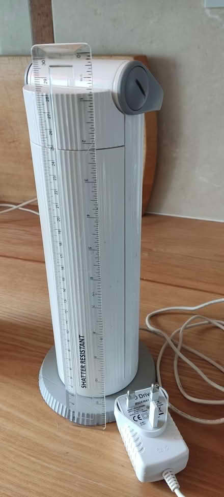 Photo of free Daylight LED light (Kendal LA9) #3