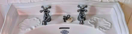 Photo of free pedestal sink for bathroom (Chalkwell SS9) #2