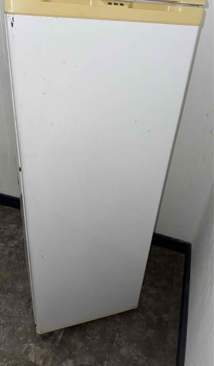 Photo of free Freezer (BD1) #3