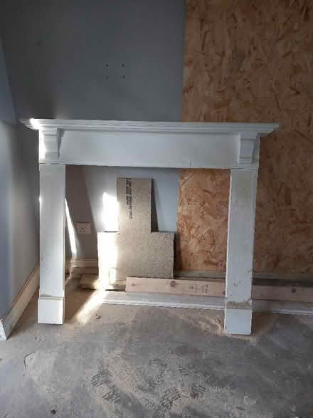Photo of free Wooden mantle fire place surround (St. Agnes TR5) #4