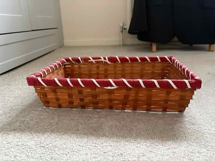 Photo of free Decorative basket (Upper Poets. SG4) #2