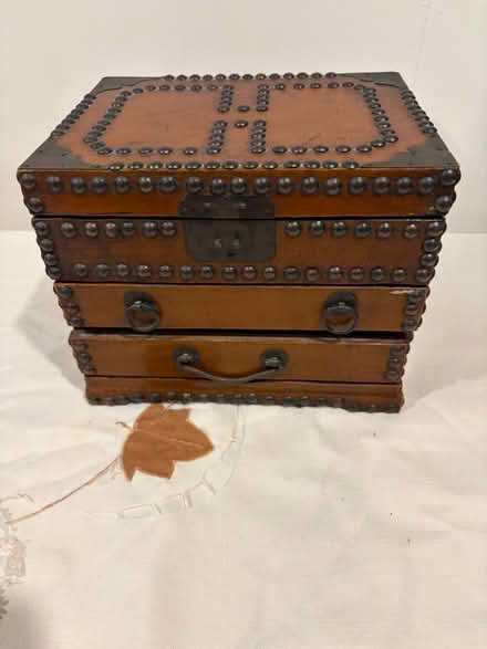 Photo of free Men’s jewelry box (Belmont, MA) #1
