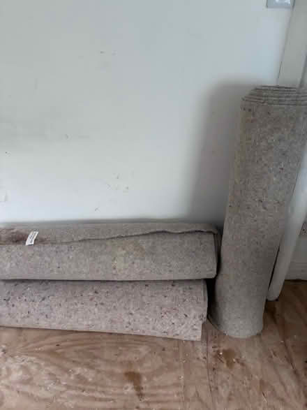 Photo of free Felt carpet underlay (Skelsmergh LA8) #2