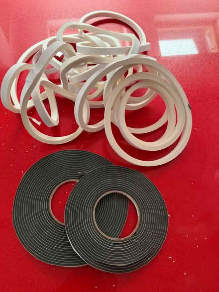 Photo of free Assorted lengths of draught excluder (De Parys MK40) #1