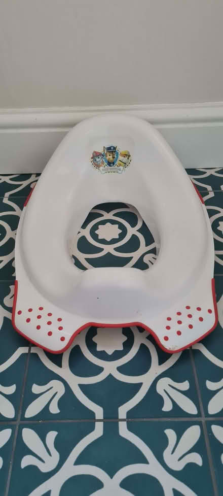 Photo of free Kids toilet seat surround (Belle Vue SY3) #1