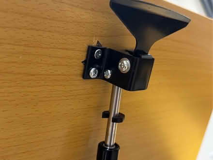 Photo of free Adjustable table (BT15) #4