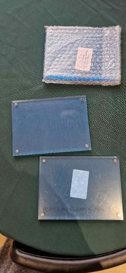 Photo of free Acrylic stands for photos (Wandsworth Common SW12) #2