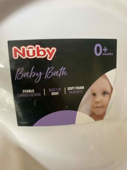 Photo of free Baby bath (E11) #2