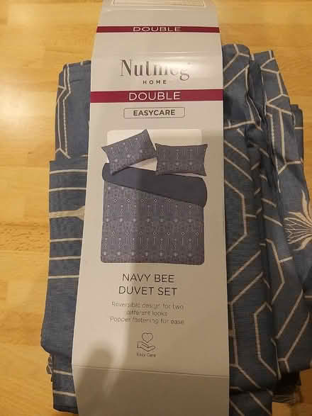 Photo of free Brand new double quilt cover & 2 x pillow cases (Penwortham PR1) #1