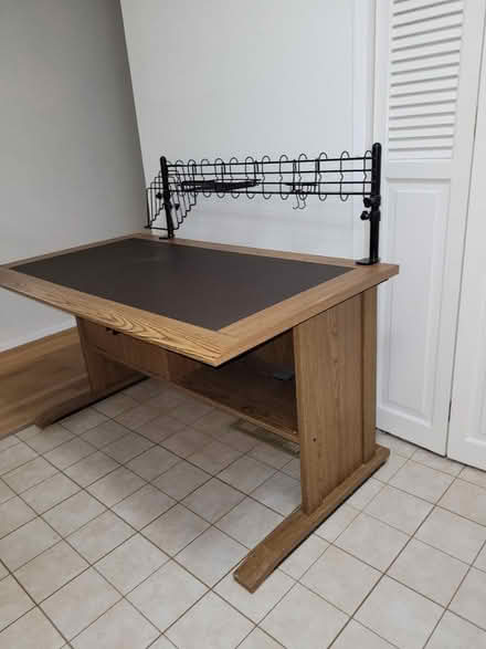 Photo of free Mid size desk with organizer (Fairwood Greens, Renton) #1