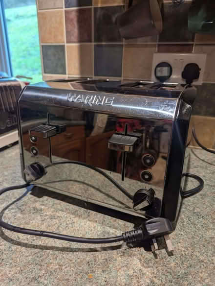 Photo of free 4 slice toaster (Matlock DE4) #1
