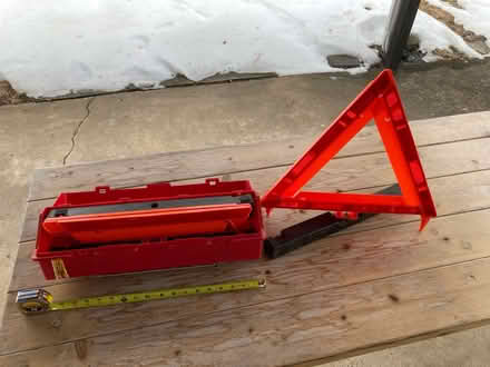 Photo of free emerg. high-vis triangle reflectors (East end of Emmaus) #1