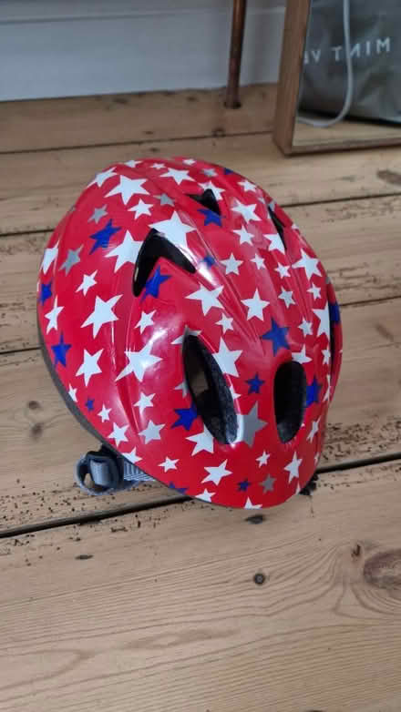Photo of free Child's helmet (Central Leamington Spa CV31) #1