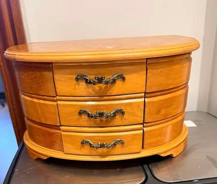 Photo of free Wooden jewellery box (Middleton St George DL2) #2