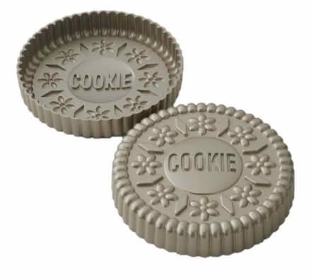 Photo of free Cake pans for cookie cake (Upper West side. West 83.) #2