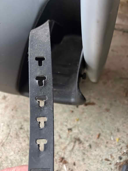 Photo of free Hamax Kiss Child’s Bike Seat (SL7, Marlow) #2