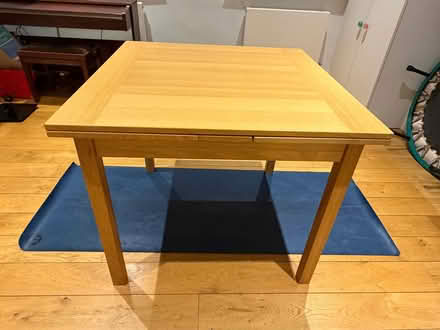 Photo of free Extendable wooden dining table (Wimbledon SW19) #1