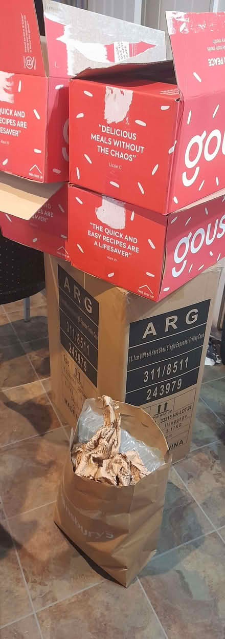 Photo of free Boxes and packaging material (Buckingham Park HP19) #1