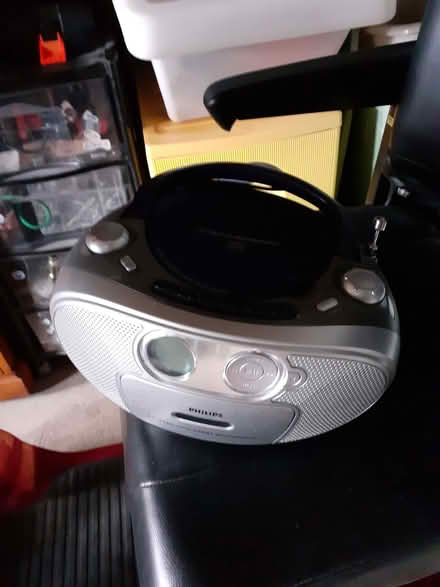 Photo of free Phillips cd player (Arddleen SY22) #2