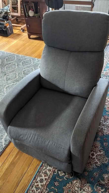 Photo of free Compact recliner. Gray (Forest Hills, Queens.) #2