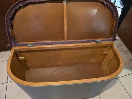 Photo of free Ottoman/ storage unit (Bromsgrove B61) #4