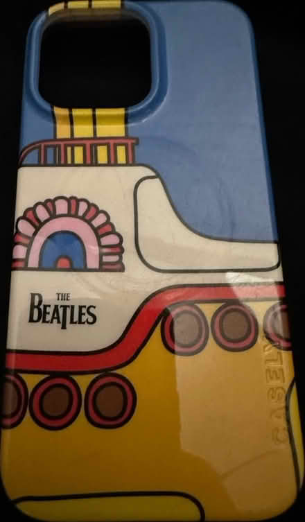 Photo of free 2 iPhone 14 Pro Max cases (Newtown and VB Blvd) #1