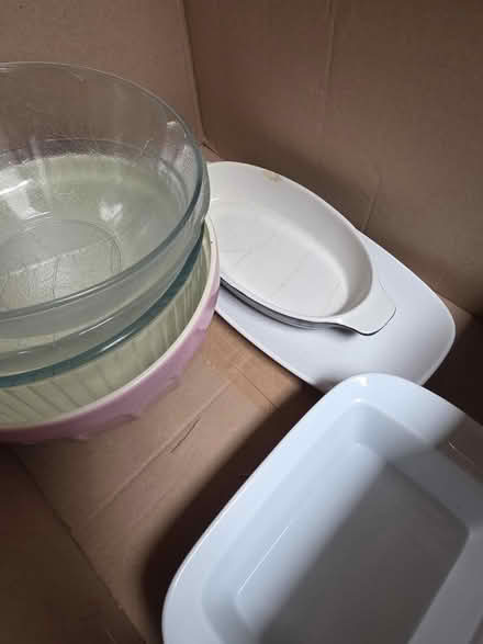 Photo of free Various bowls and dishes (Cyncoed, CF23) #2
