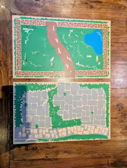 Photo of free MDF children's play base eg for toy farm animals (Berkhamsted HP4) #1