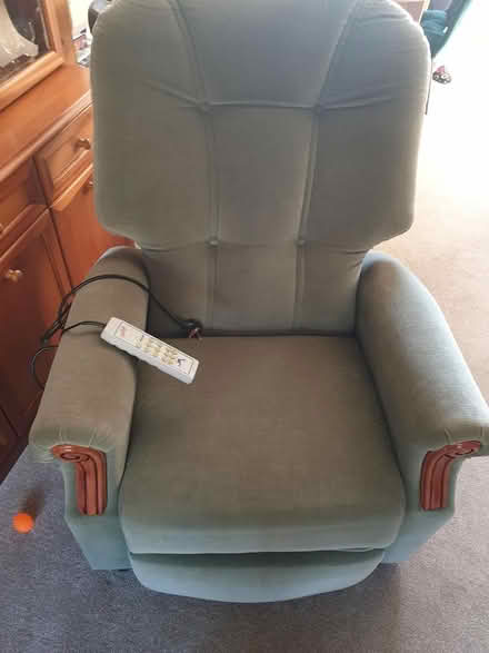 Photo of free massage chair (rustington BN16) #1