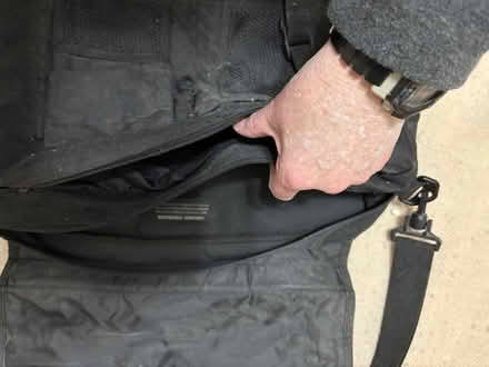 Photo of free Large capacity briefcase (Orleans) #3