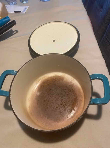 Photo of free Cast iron Dutch oven (Somerset, NJ, off DeMott Lane) #2