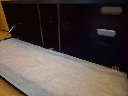 Photo of free Tv stand cabinet (West Hampstead NW6) #4